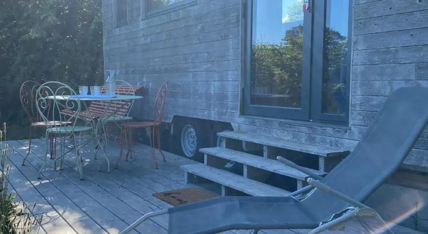 tiny house du poulloguer - Image 1