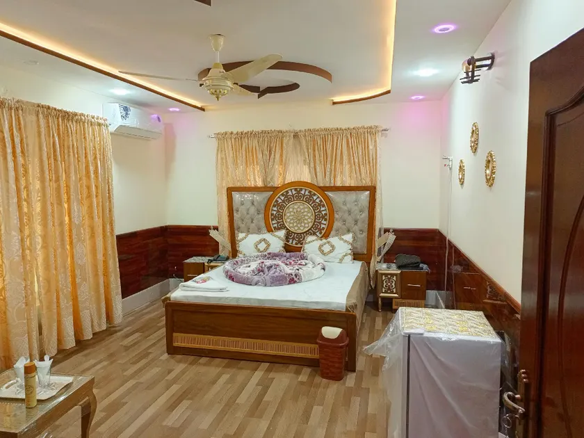 METRO GUEST HOUSE - Image 1
