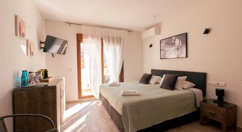 Blanca Boutique Hotel - Image 1