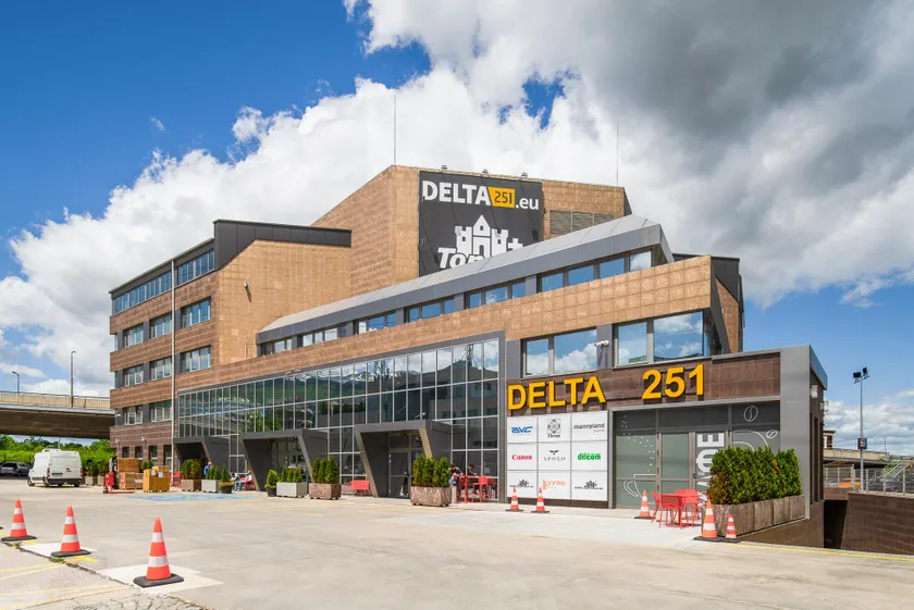 Apartment House - Delta - Image 1