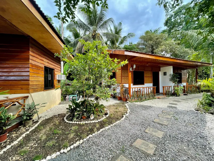 Ana's Bungalow - Image 1
