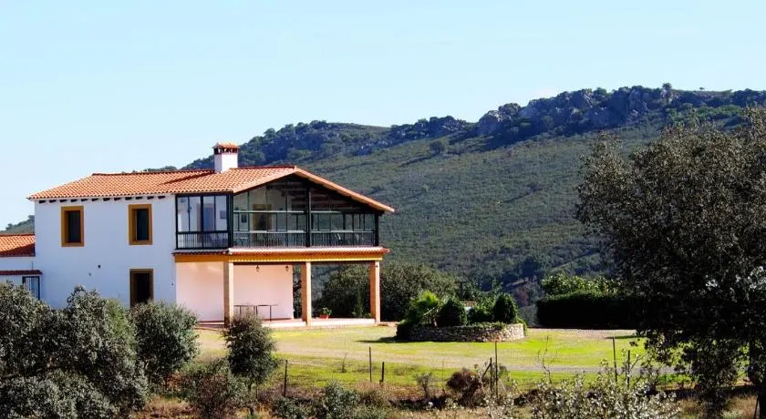 Casa Rural La Sierra de Monfragüe - Image 1