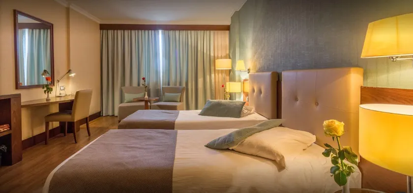 TADJ EL MAOUADA - Image 1