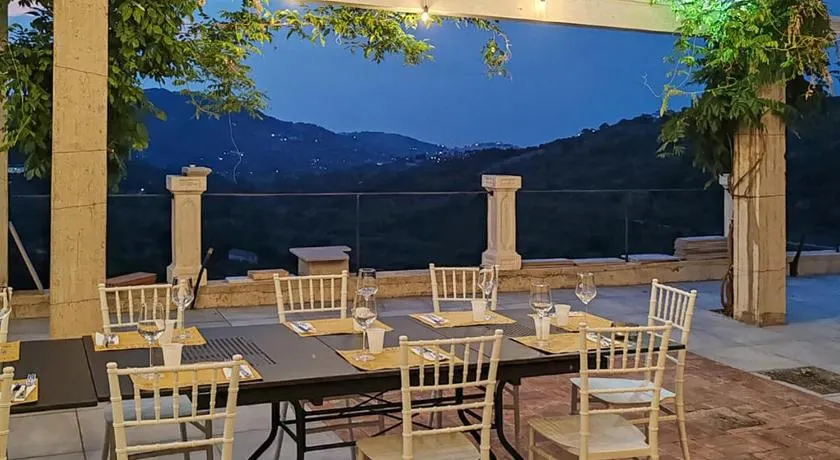 Beautiful Apartment In Laureana Cilento With Wifi - Image 1
