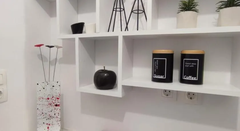 Urban Cocoon, Nice & Easy - Image 1