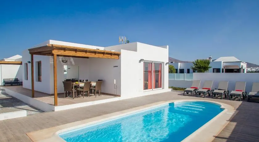 White House - Marina Rubicon - Playa Blanca - Image 1