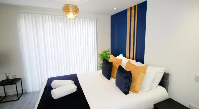 Modern Studio for LONG STAY BUSINESS & RELOCATIONS - Image 1