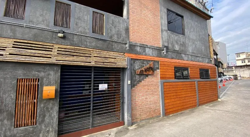 At Home Hostel, Pak Chong - Image 1