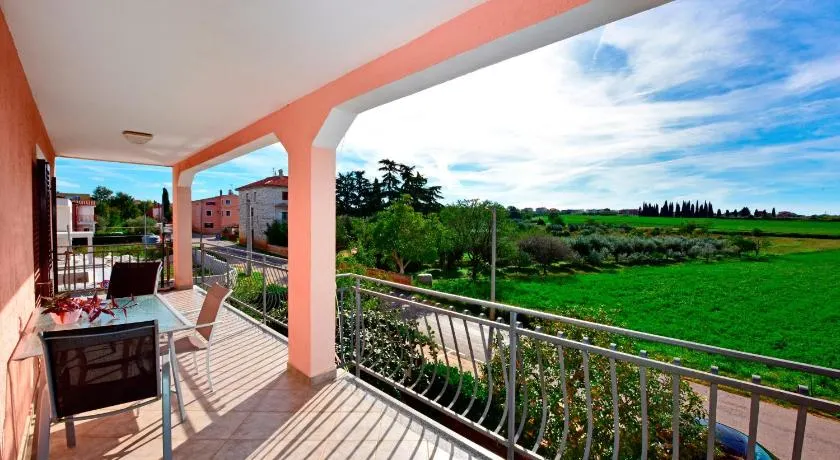 Apartment Novigrad 6951g - Image 1