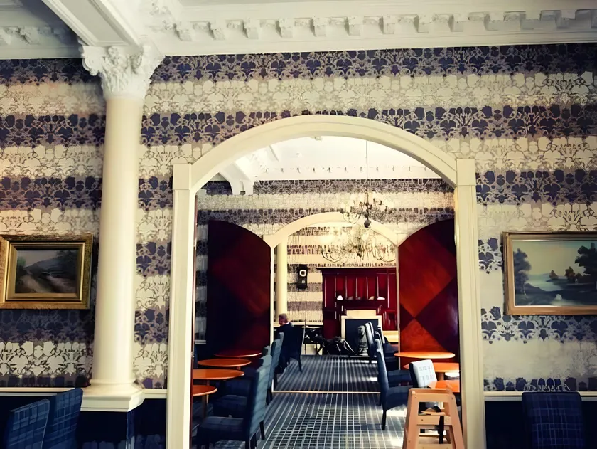 Alexander Thomson Hotel - Image 1
