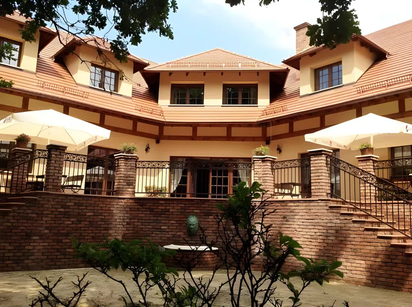 ForRest Hotel & Restaurant - Image 1