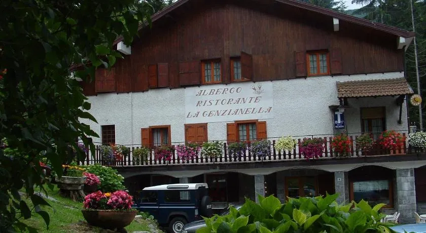 Albergo La Genzianella - Image 1