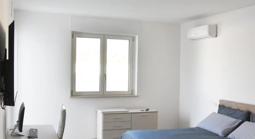 Olga Suite - Image 1