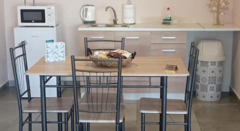 PHOENIX apartment near the airport - Image 1