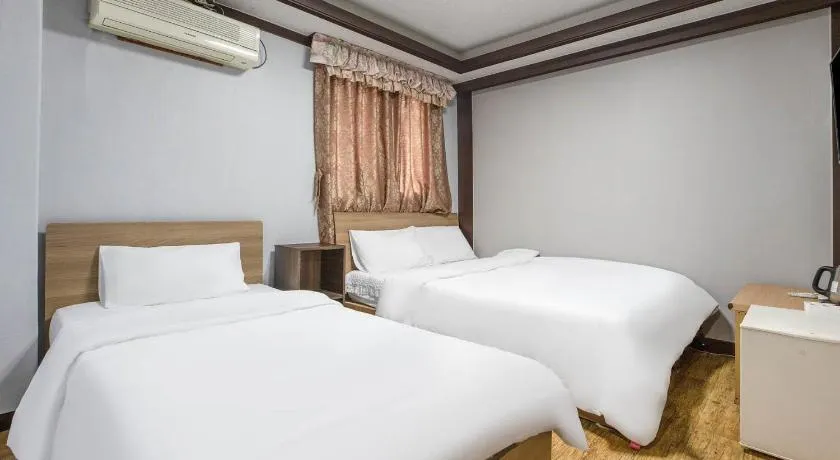 Keumkang Motel - Image 1
