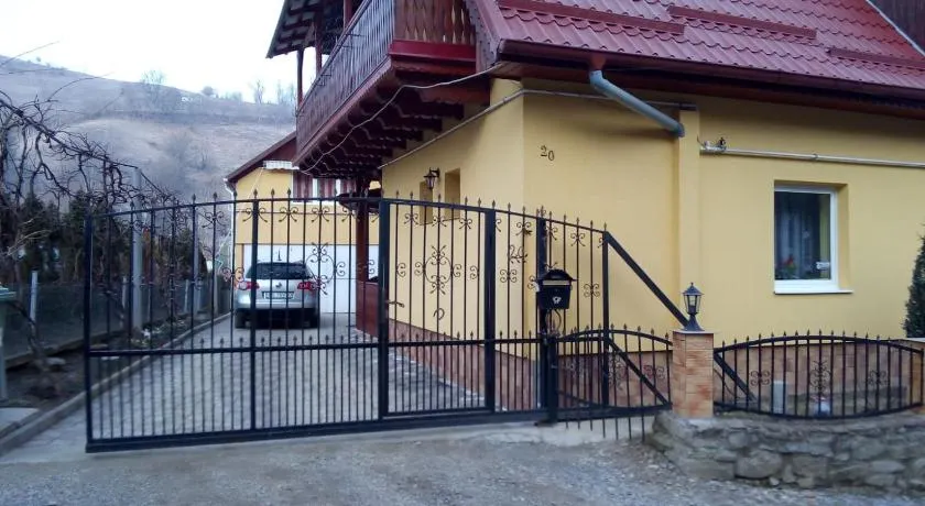 Casa VIO - Image 1