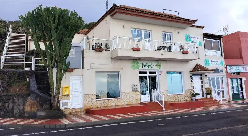 Apartamentos Trebol - Image 1