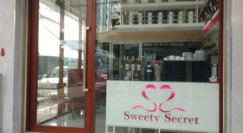 Sweety Secret Guesthouse - Image 1