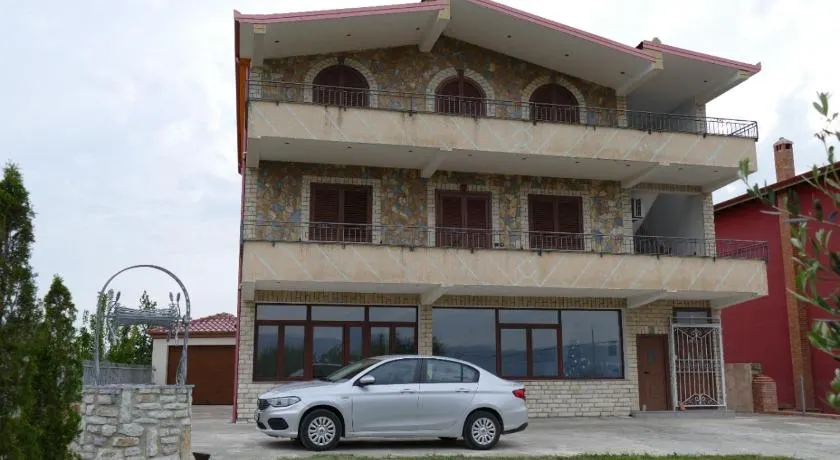 Villa Panorama Ishem - Image 1
