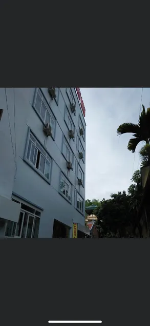 Phuong Linh Hotel - Image 1