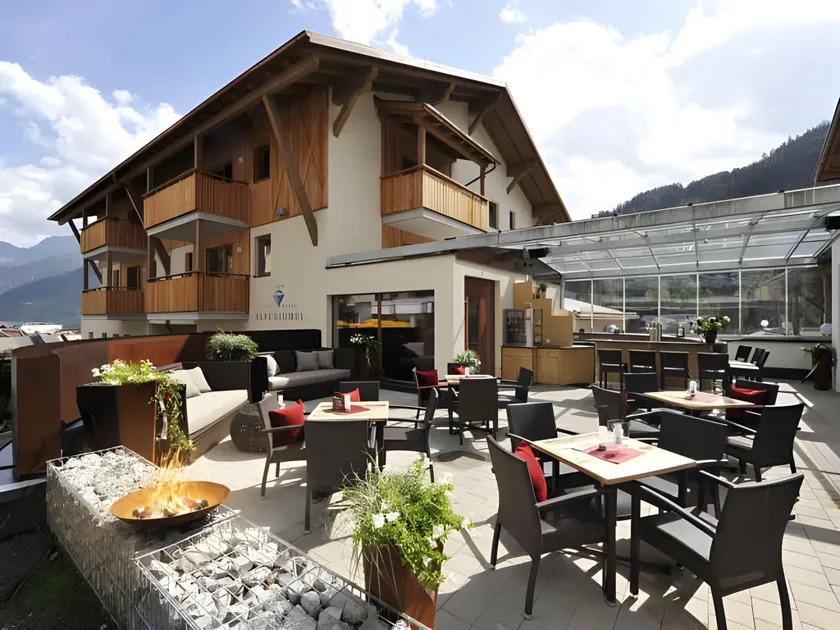 Hotel Garni Alpenjuwel - Image 1