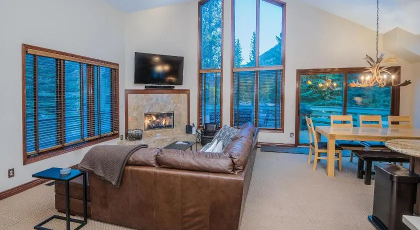 4515 Bighorn Rd, unit A home - Image 1