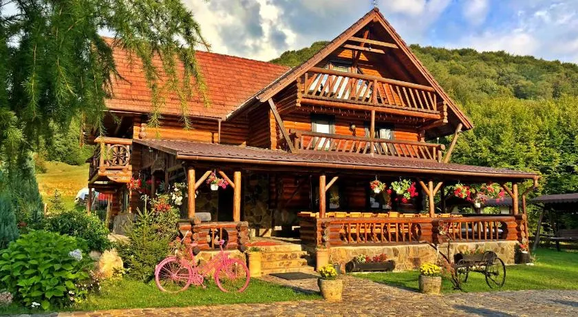 Cabana din Groapa Frumoasa - Image 1