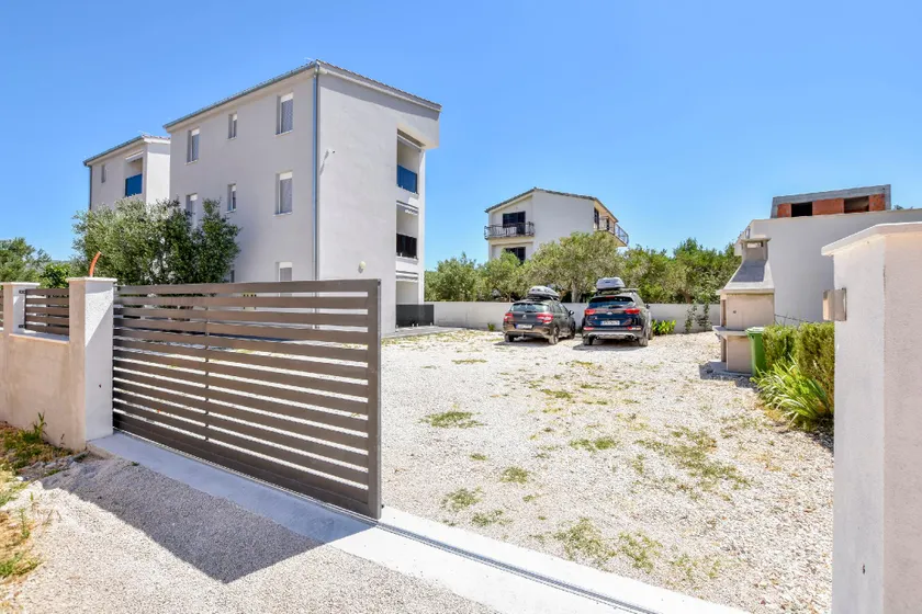 Apartments Zdeslav - Image 1
