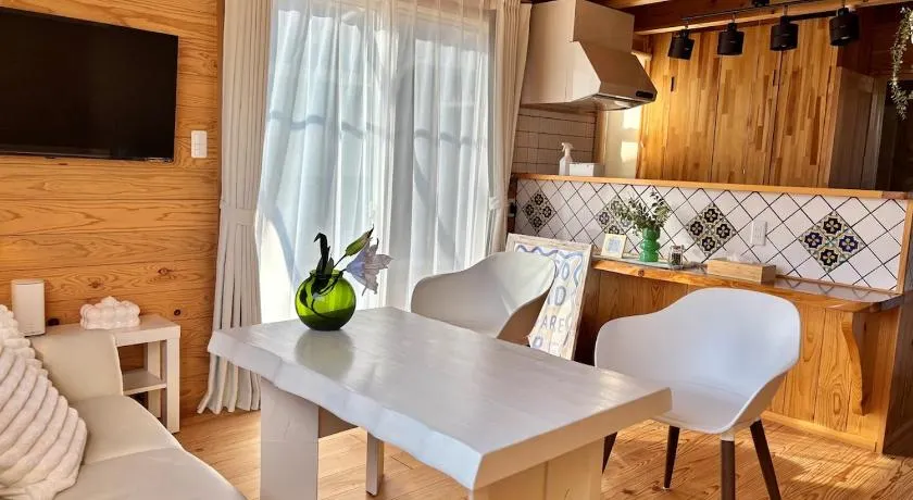 AMANA villa UTO - Image 1