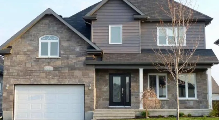 Beautiful single House in Rockland,ON - Image 1