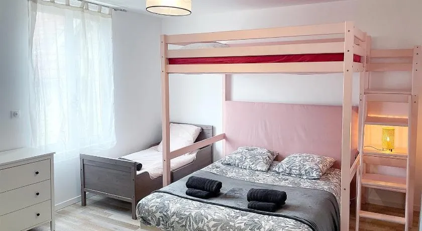 La Family House, spacieuse avec wifi, exterieur et parking - Image 1