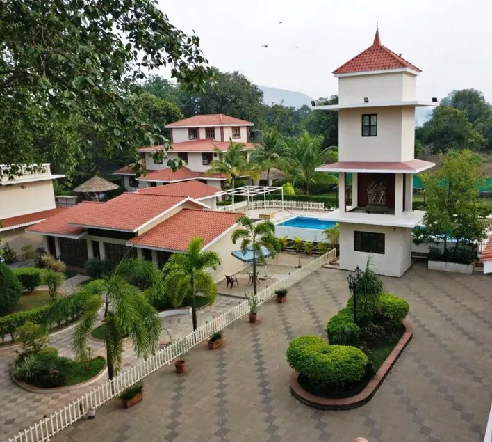 Paradise Villas & Resort - Image 1