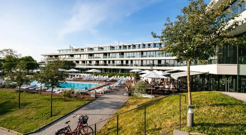 NOVI Resort - Image 1