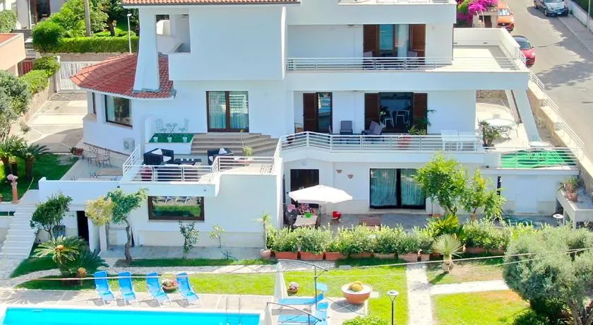 EliMar Villa & Pool - Image 1