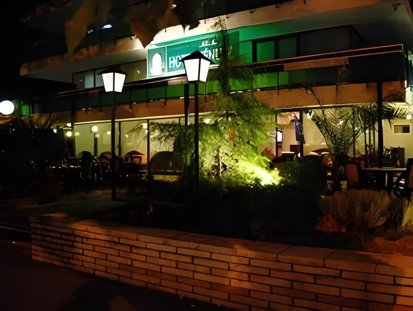 Vénusz Hotel - Image 1