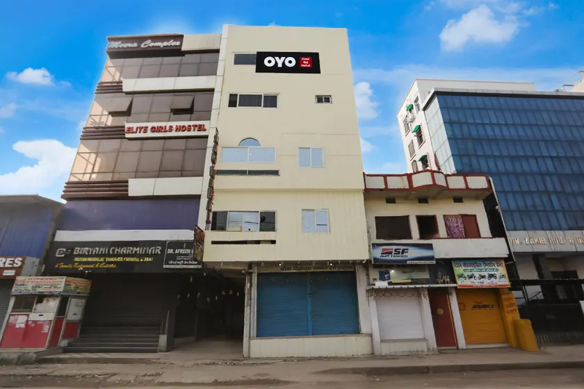 Hotel O Raj Mahal INN - Image 1