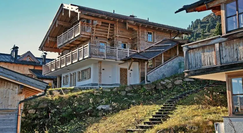 Apartamento vacacional apta para familias con barbacoa, jardín y terraza | Cerca de las pistas de esquí - Image 1