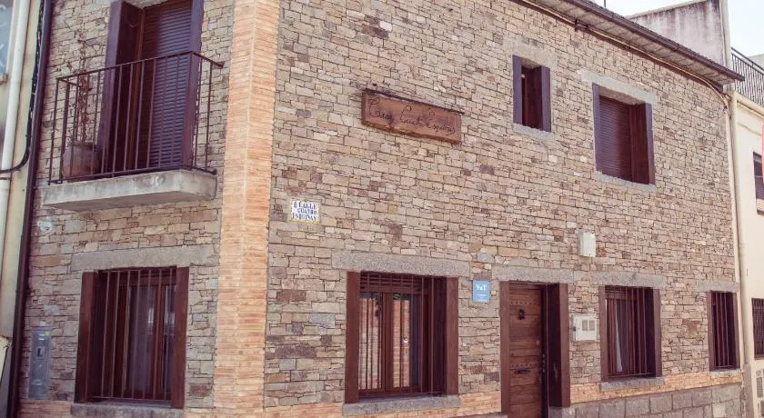 CASA CUATRO ESQUINAS - Image 1