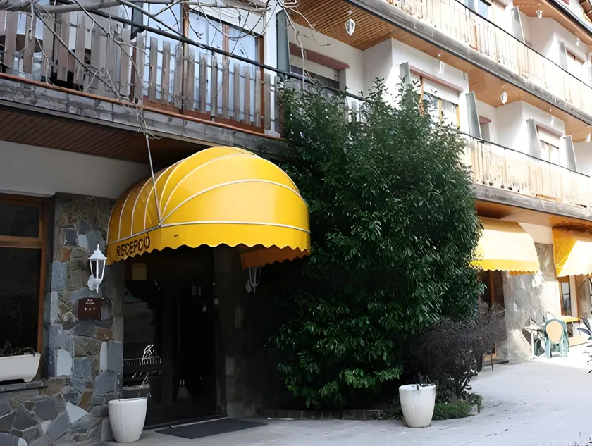 Hotel Sol-Park - Image 1