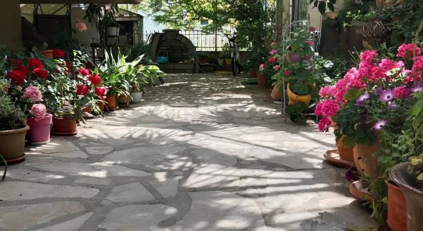 Patra Rooms Skala Prinou - Image 1