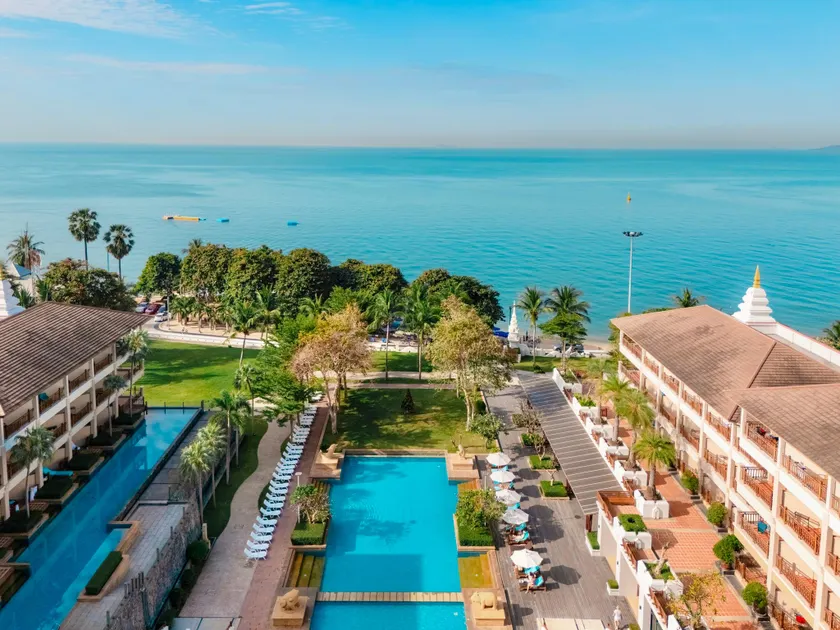 The Heritage Pattaya Beachfront Resort - Image 1