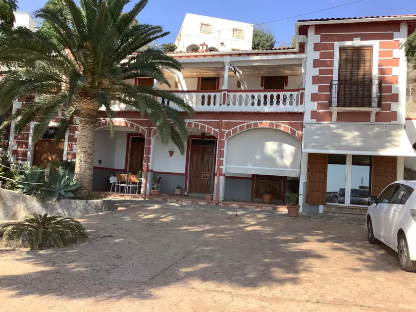 Cortijo de la Fuente, Casa rural compartida - Image 1