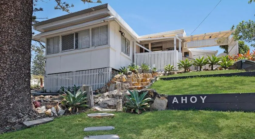 Ahoy Cottage by Discover Stradbroke - Image 1