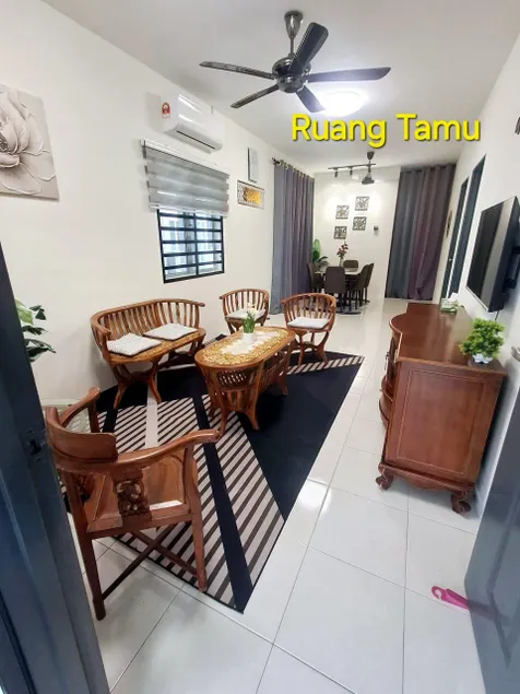 1132 D' KHASIEH Homestay - Image 1