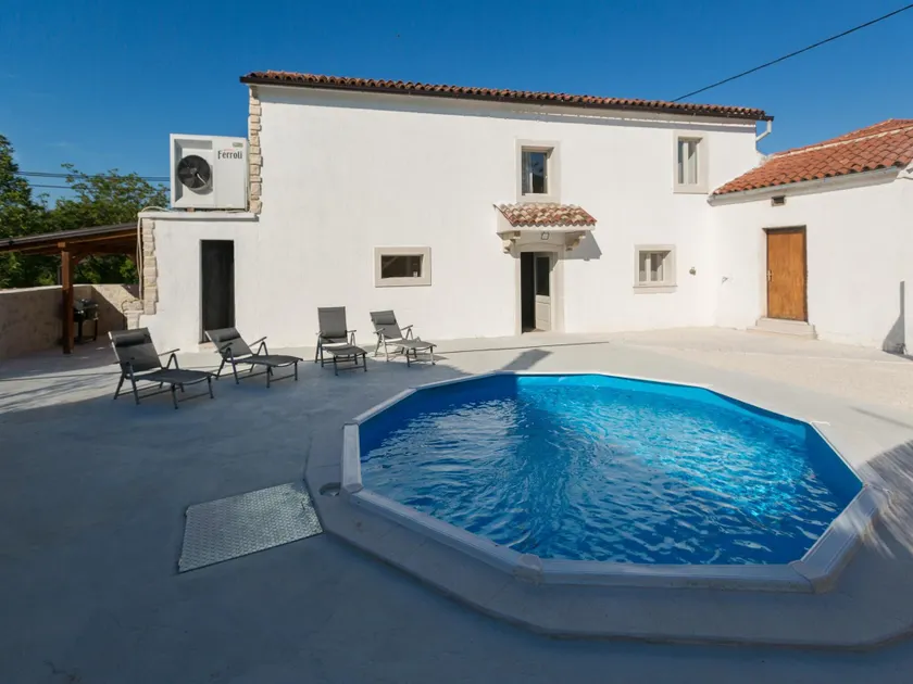 Adorable villa in Kringa with private pool - Image 1
