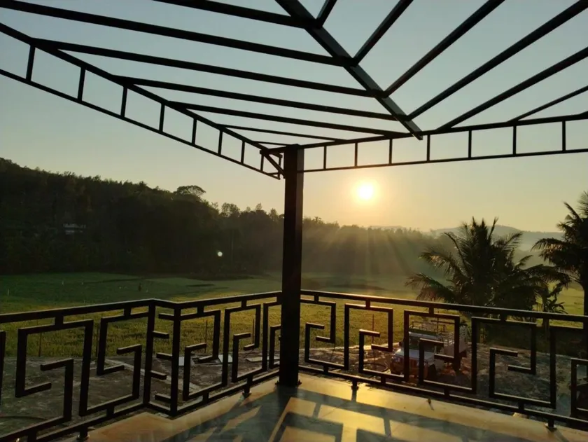 Raj Bavan Resort - Image 1