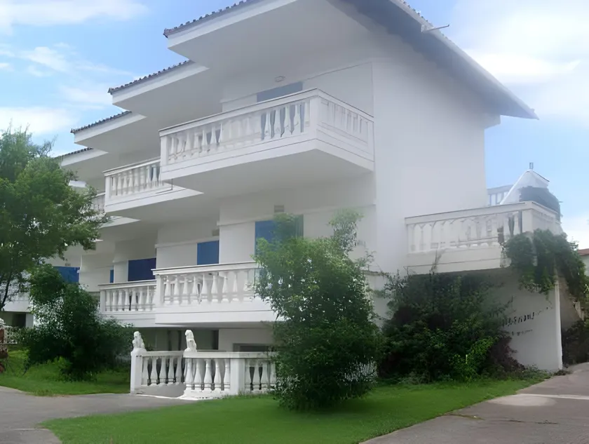 Hotel Paraktio - Image 1