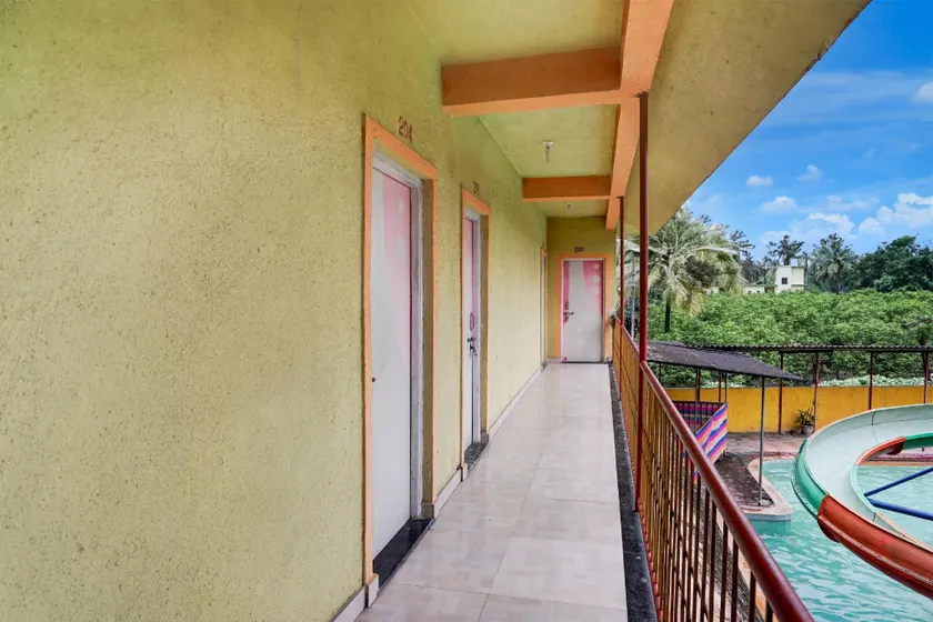 Hotel O Raj Resort - Image 1