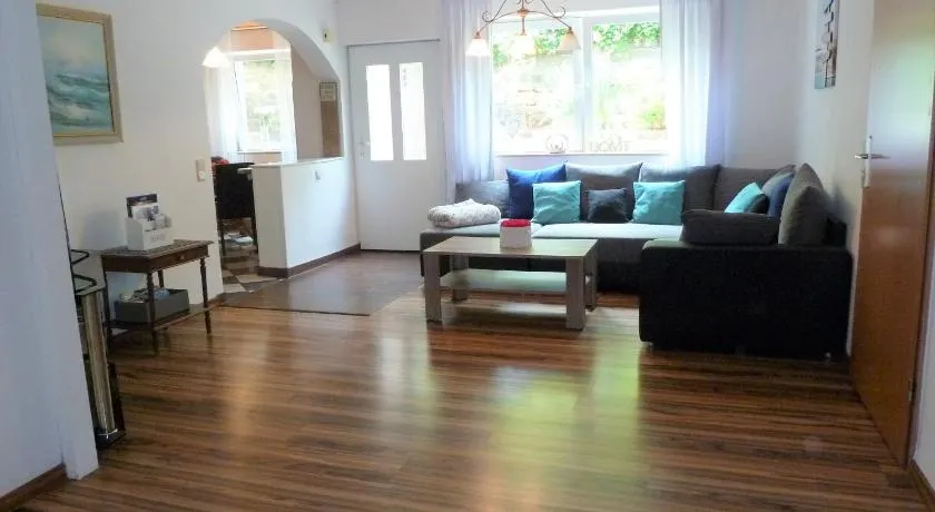 Apartment de luxe 73 qm mit 3 Zimmer und Terrasse - Image 1