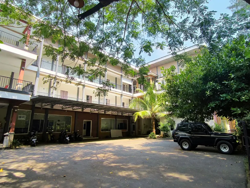 New Bandengan Beach Hotel - Image 1